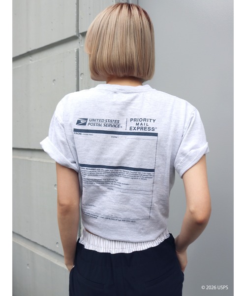Ungrid(アングリッド)の「USPS別注バック ロゴTee(Tシャツ/カットソー・レディース・ライトグレー/オフホワイト・FREE)」の4枚目の写真