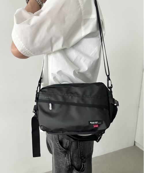 FIRE FIRST（ファイヤーファースト）の「[FIRE FIRST]ファイヤーファースト/2WAYボディバッグ＆ショルダーバッグ/コーティングポリ（ボディバッグ/ウエストポーチ・メンズ・レッド/ブラック/ブルー・FREE）」の8枚目の写真