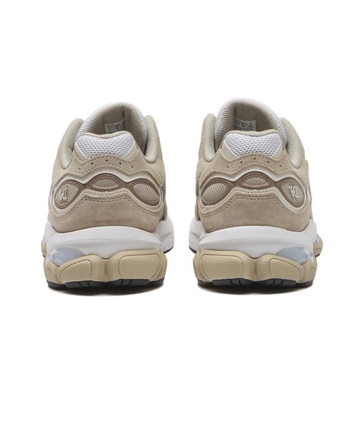 ASICS（アシックス）の「ASICS / アシックス GEL-NYC 2.0（スニーカー・メンズ・アイボリー/ホワイト・28cm/27.5cm/27cm/26.5cm/26cm）」の5枚目の写真