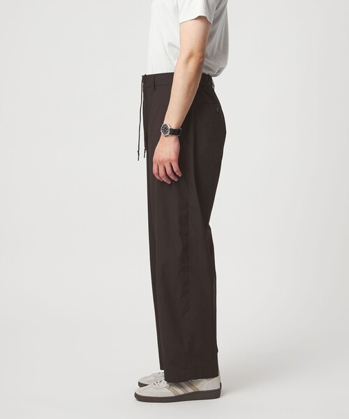 green label relaxing（グリーンレーベルリラクシング）の「ナイロン ツイル バレル ユーティリティ パンツ W4 -ストレッチ・接触冷感-（その他パンツ・メンズ・ダークグレー/ダークブラウン/ブラック・S/M/L/XL）」の13枚目の写真