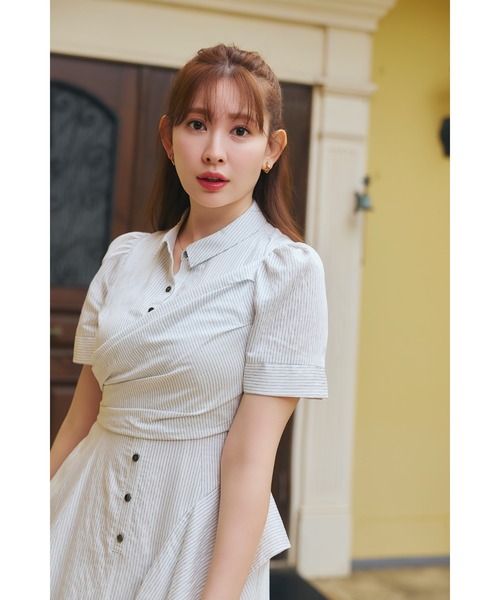 Her lip to(ハーリップトゥー)の「Striped Asymmetrical Shirt Dress(ワンピース・レディース・ブルー系/オフホワイト・S/M)」の5枚目の写真