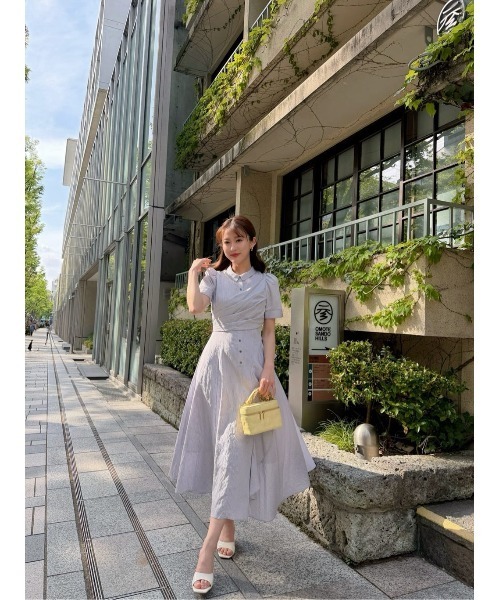Her lip to(ハーリップトゥー)の「Striped Asymmetrical Shirt Dress(ワンピース・レディース・ブルー系/オフホワイト・S/M)」の17枚目の写真