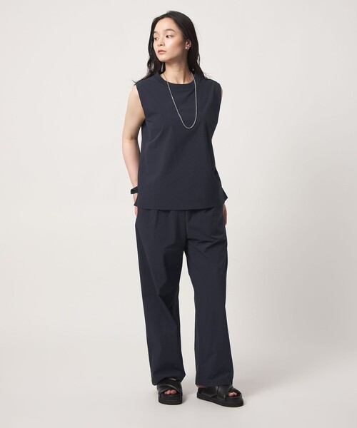 A DAY IN THE LIFE UNITED ARROWS(アデイインザライフユナイテッドアローズ)の「ノースリーブブラウス+パンツ ‐はっ水・UVカット・セットアイテム‐ <A DAY IN THE LIFE>(ワンピース・レディース・ネイビー/ベージュ/ブラック・FREE)」の7枚目の写真
