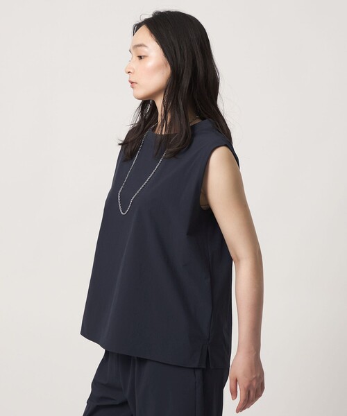 A DAY IN THE LIFE UNITED ARROWS(アデイインザライフユナイテッドアローズ)の「ノースリーブブラウス+パンツ ‐はっ水・UVカット・セットアイテム‐ <A DAY IN THE LIFE>(ワンピース・レディース・ネイビー/ベージュ/ブラック・FREE)」の9枚目の写真