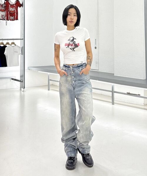 EXTRAORDINARY（エクストラオーディナリー）の「WOMEN SHIWA WASHING DENIM PANTS  L/BLUE（デニムパンツ・レディース・その他・SMALL/X-SMALL）」の4枚目の写真