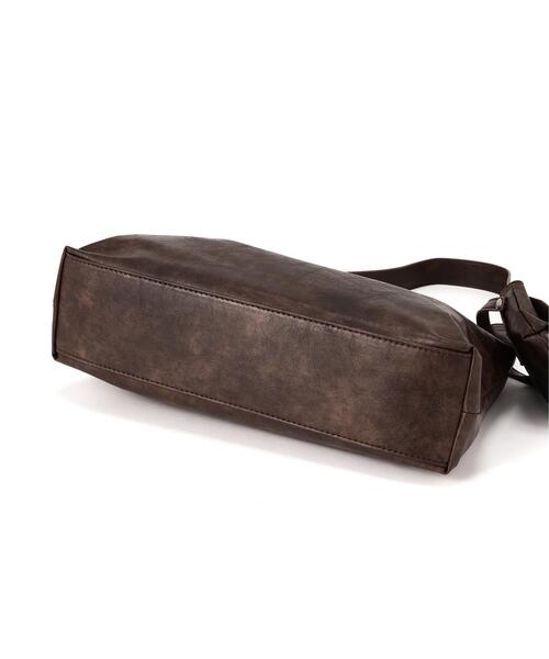 FREE'S MART(フリーズマート)の「ポーチ付きワンショルダーバッグ(ショルダーバッグ・レディース・ブラック/ブラウン・フリ-)」の13枚目の写真