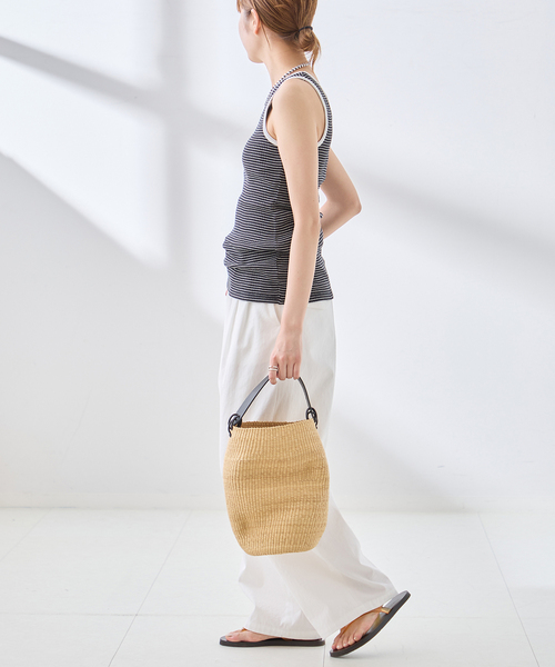 journal standard L'essage（ジャーナルスタンダードレサージュ）の「カップ付きボーダータンクトップ（タンクトップ・レディース・ブラック/ベージュ/アイボリー・FREE）」の10枚目の写真
