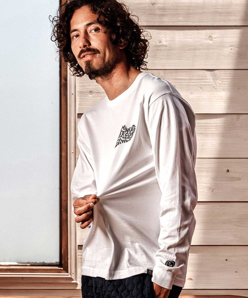 1minute 1second（ワンミニットワンセカンド）の「mlt5752-pave heart  print 6oz long sleeve cut sew ロングスリーブTシャツ(1M26A240)（Tシャツ/カットソー・メンズ・ネイビー/ブラック/ホワイト・L/XL/S/M）」の19枚目の写真