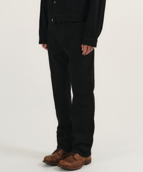 PLAC(プラック)の「ESSENTIAL M13 022 CLASSIC STRAIGHT BLACK ONE WASHING(デニムパンツ・メンズ・その他・29/30/31)」の4枚目の写真
