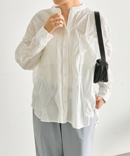 ear PAPILLONNER(イアパピヨネ)の「デザインギャザーブラウス【SUM1 STYLE】(シャツ/ブラウス・レディース・ホワイト/ブラック・FREE)」の19枚目の写真