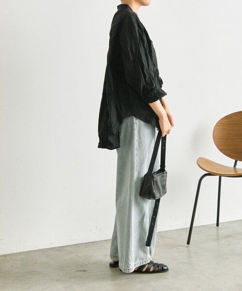 ear PAPILLONNER(イアパピヨネ)の「デザインギャザーブラウス【SUM1 STYLE】(シャツ/ブラウス・レディース・ホワイト/ブラック・FREE)」の12枚目の写真
