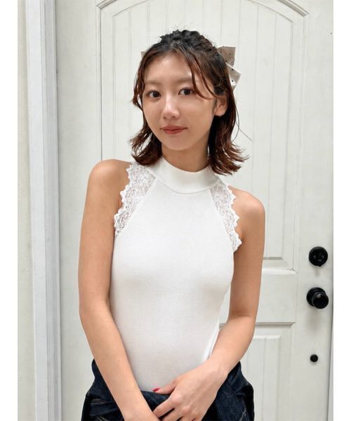 LILY BROWN(リリーブラウン)の「【LILY BROWN Lingerie】レーストリムボディスーツ(その他アンダーウェア/インナー・レディース・オフホワイト/ブラック/グレー・F)」の2枚目の写真