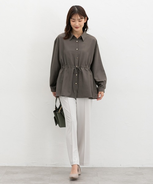 Honeys(ハニーズ)の「ウエストドロストシャツ(シャツ/ブラウス・レディース・ダークブラウン系1/ブルー/スミクロ/アイボリー・LL/M/L)」の21枚目の写真