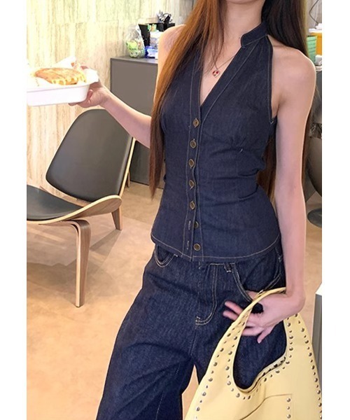 FAVORITO(ファヴォリート)の「ノースリーブトップスワイドパンツデニムセットアップ(セットアップ・レディース・ブルー・XL/L/M/S)」の4枚目の写真