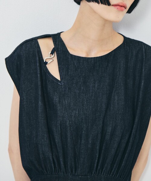 PHOTOCOPIEU(フォトコピュー)の「【PHOTOCOPIEU/フォトコピュー】《STUDIOUS別注》CUT-OUT FLERED DRESS/カットアウトフレアドレス/ウォッシャブル(ワンピース・レディース・ブラック/ネイビー・38/36)」の13枚目の写真