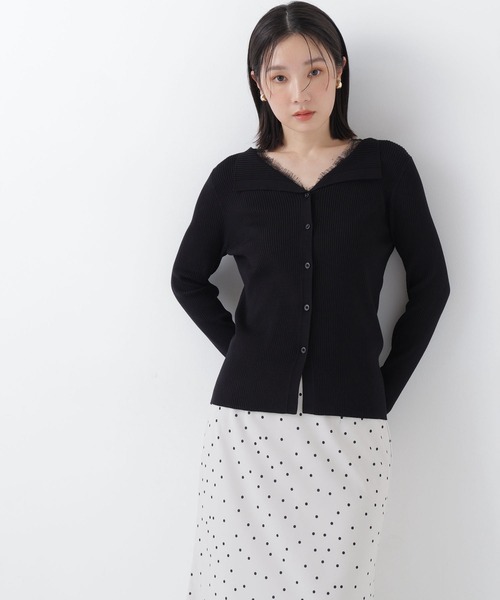 NATURAL BEAUTY BASIC(ナチュラルビューティーベーシック)の「レースレイヤードライクカーディガン(カーディガン/ボレロ・レディース・ブラック/グレイッシュベージュ/カーキ・フリ-)」の4枚目の写真