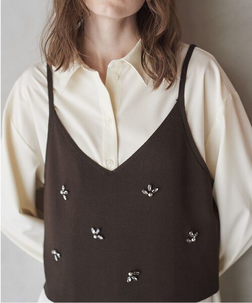 YECCA VECCA(イェッカヴェッカ)の「【2点SET】ビジュー付きビスチェSETシャツ(シャツ/ブラウス・レディース・アイボリー/ネイビー・FREE)」の14枚目の写真