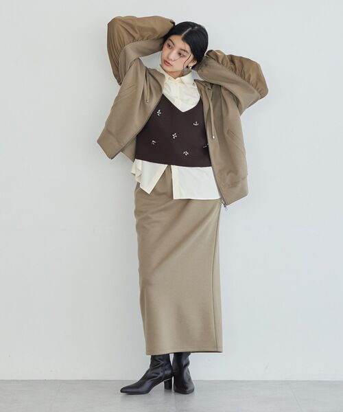 YECCA VECCA(イェッカヴェッカ)の「【2点SET】ビジュー付きビスチェSETシャツ(シャツ/ブラウス・レディース・アイボリー/ネイビー・FREE)」の6枚目の写真