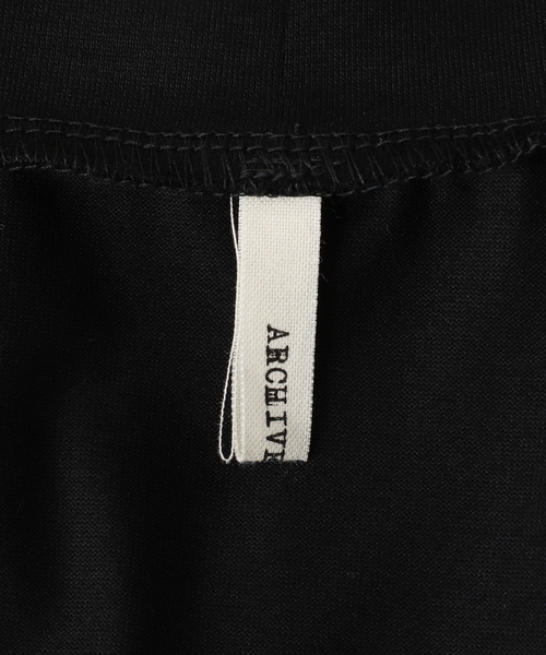 ARCHIVE STANCE(アーカイブスタンス)の「【ARCHIVE STANCE/アーカイブスタンス】 Highneck long sleeve Tee(Tシャツ/カットソー・レディース・ブラック/ホワイト・FREE)」の17枚目の写真