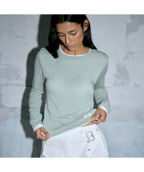 WAARFORWOMAN(ワール・フォー・ウーマン)の「WT-53 マイルドテンセルTシャツ(5色)(Tシャツ/カットソー・レディース・スカイブルー/ブラック/ピンク/ホワイト/ミント・FREE)」の4枚目の写真