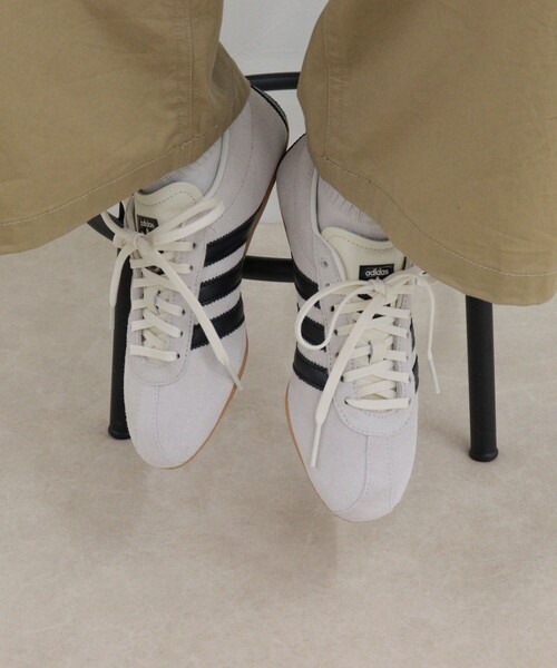adidas(アディダス)の「【adidas/アディダス】TOKYO W(スニーカー・レディース・レッド/アイボリー・24/23)」の3枚目の写真