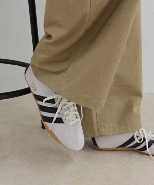 adidas(アディダス)の「【adidas/アディダス】TOKYO W(スニーカー・レディース・レッド/アイボリー・24/23)」の4枚目の写真