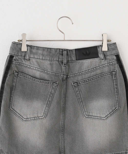 adidas Originals(アディダスオリジナルス)の「adidas originals / アディダス オリジナルス ORI 3 STRIPES SKIRT(スカート・レディース・チャコールグレー・MEDIUM)」の12枚目の写真