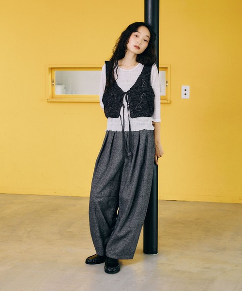 niko and...（ニコアンド）の「[MODE NORM CORE] シャーリングクループルオーバー（Tシャツ/カットソー・レディース・アイボリー/ホワイト/ブラック・LARGE/MEDIUM）」の5枚目の写真