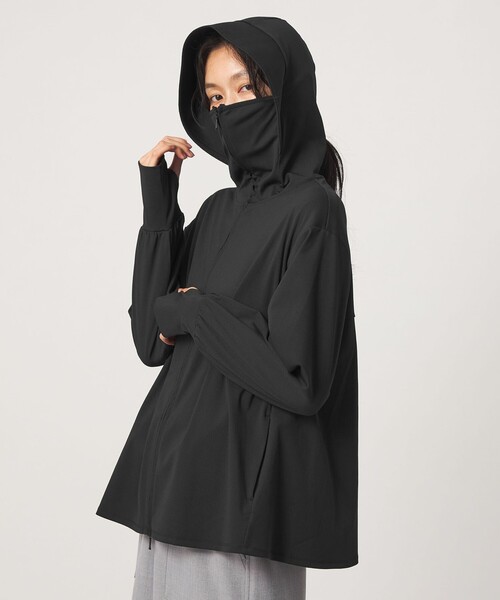 green label relaxing(グリーンレーベルリラクシング)の「【WEB限定】パーカー UVカット 接触冷感 遮熱(パーカー・レディース・ブラック/ライトグレー・FREE)」の1枚目の写真