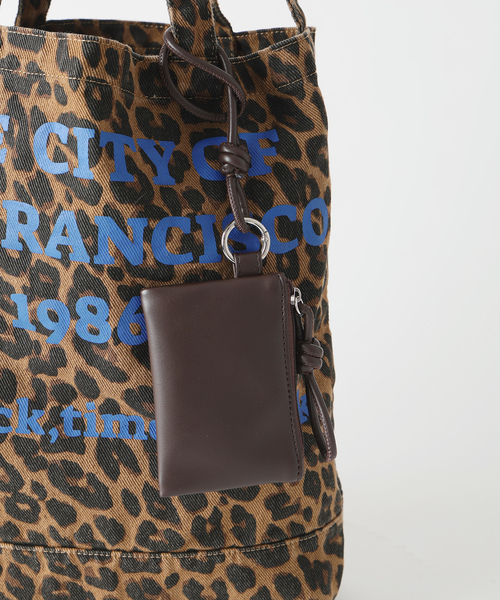 Spick & Span(スピックアンドスパン)の「《WEB限定 / 追加3》別注 CONTROL FREAK WASHED LOGOトート ミニポーチ付き(トートバッグ・レディース・グレー/キャメル・FREE)」の6枚目の写真