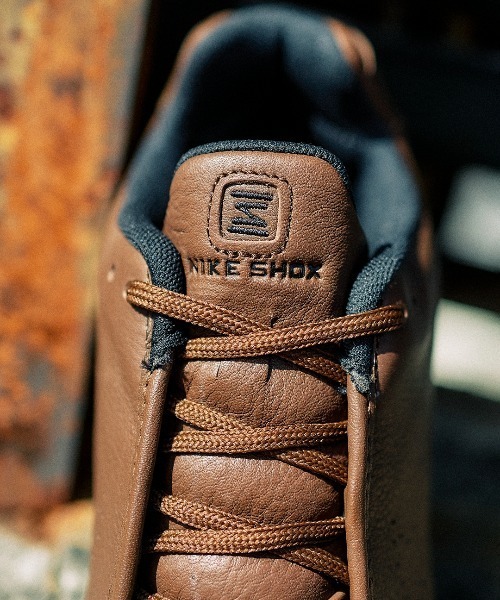 NIKE(ナイキ)の「SHOX TL SE IR2097-200(スニーカー・メンズ・ブラウン・24.5cm/25.0cm/25.5cm/26.0cm/26.5cm/27.0cm/27.5cm/28.0cm/28.5cm/29.0cm/30.0cm/24.0cm)」の11枚目の写真