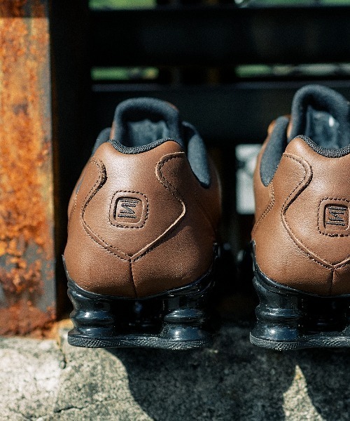 NIKE(ナイキ)の「SHOX TL SE IR2097-200(スニーカー・メンズ・ブラウン・24.5cm/25.0cm/25.5cm/26.0cm/26.5cm/27.0cm/27.5cm/28.0cm/28.5cm/29.0cm/30.0cm/24.0cm)」の12枚目の写真