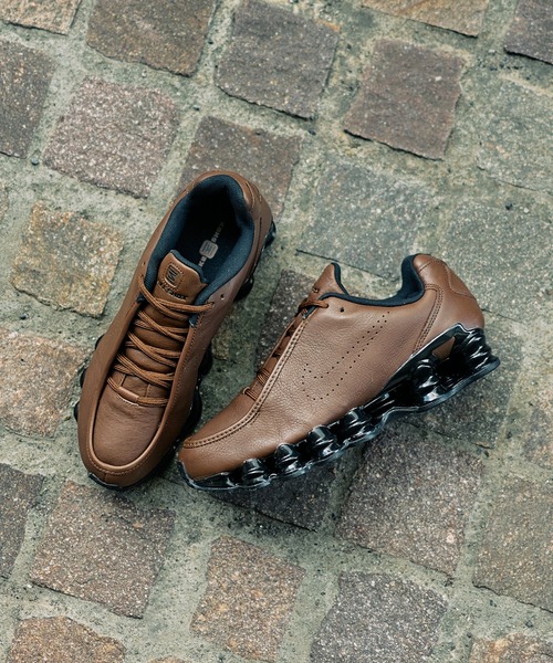 NIKE(ナイキ)の「SHOX TL SE IR2097-200(スニーカー・メンズ・ブラウン・24.5cm/25.0cm/25.5cm/26.0cm/26.5cm/27.0cm/27.5cm/28.0cm/28.5cm/29.0cm/30.0cm/24.0cm)」の14枚目の写真