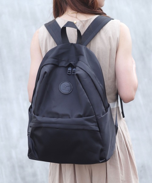 florist(フローリスト)の「【2size展開(M/L)・撥水】キャリーオン ラウンドリュックサック/トラベルバッグ/マザーズリュック(バックパック/リュック・レディース・カーキ系1/カーキ系2・L/M)」の3枚目の写真