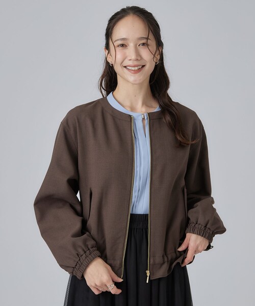 SHOO・LA・RUE（シューラルー）の「【洗濯後しわになりにくい/S-LL】裾ドロストフリルブルゾン（ブルゾン・レディース・ブラウン系その他/ブラック/ライトグレー・01/04/03/02）」の15枚目の写真