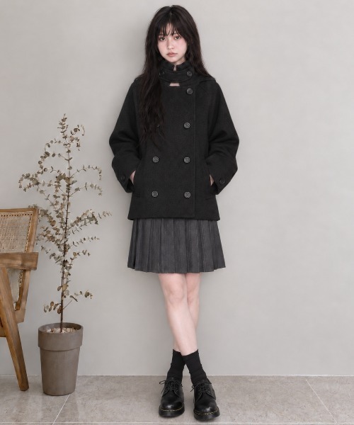 Aelina（エリナ）の「フード付きリラックスメルトンダブルブレストコート（ピーコート・レディース・チャコールグレー/ブラック・FREE）」の7枚目の写真
