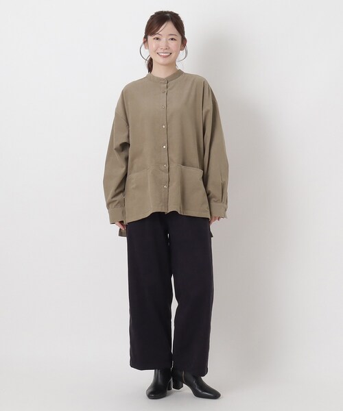 one'sterrace(ワンズテラス)の「コーデュロイ バンドカラーシャツ(シャツ/ブラウス・レディース・ベージュ系8/アイボリー系8/ダークブラウン系8・02)」の17枚目の写真