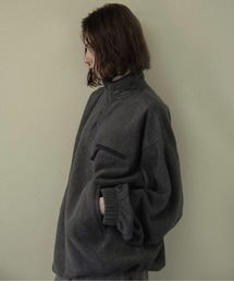 lawgy（ラウジー）の「over size embroidery half button fleece / オーバーサイズエンブロイダリーハーフボタンフリース（その他トップス）」