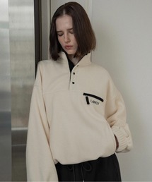 lawgy（ラウジー）の「over size embroidery half button fleece / オーバーサイズエンブロイダリーハーフボタンフリース（その他トップス）」