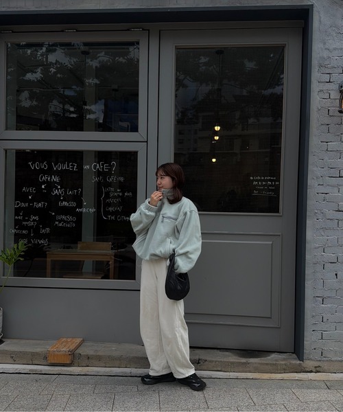 lawgy(ラウジー)の「over size embroidery half button fleece / オーバーサイズエンブロイダリーハーフボタンフリース(その他トップス・レディース・チャコールグレー/アイボリー/ミント・FREE)」の15枚目の写真