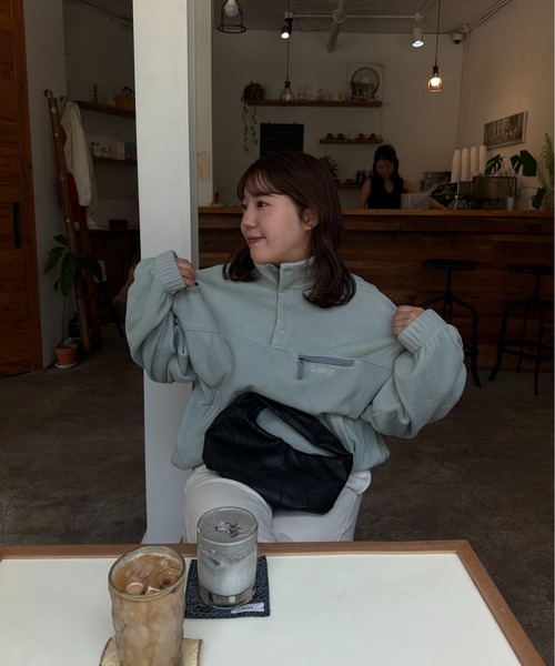 lawgy(ラウジー)の「over size embroidery half button fleece / オーバーサイズエンブロイダリーハーフボタンフリース(その他トップス・レディース・チャコールグレー/アイボリー/ミント・FREE)」の13枚目の写真