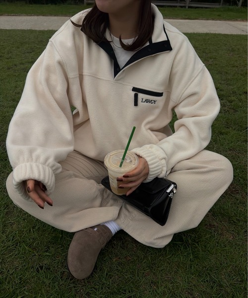 lawgy(ラウジー)の「over size embroidery half button fleece / オーバーサイズエンブロイダリーハーフボタンフリース(その他トップス・レディース・チャコールグレー/アイボリー/ミント・FREE)」の7枚目の写真