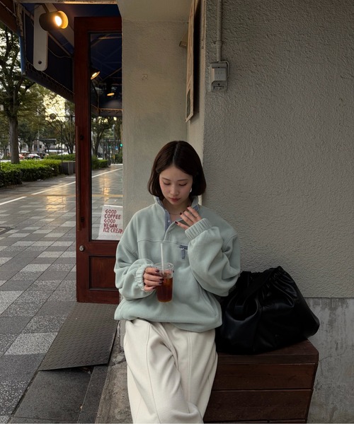 lawgy(ラウジー)の「over size embroidery half button fleece / オーバーサイズエンブロイダリーハーフボタンフリース(その他トップス・レディース・チャコールグレー/アイボリー/ミント・FREE)」の16枚目の写真