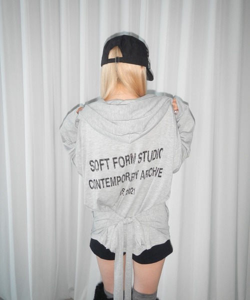 THEAIRTOWN(ジエアタウン)の「fine suede belt shorts(その他パンツ・レディース・ブラック/ダークグレー・FREE)」の9枚目の写真
