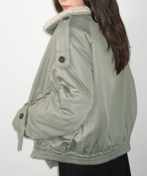 RONRON(ロンロン)の「DETACHABLE TRIMMING HEART TRENCH JUMPER KHAKI(その他アウター・レディース・その他・FREE)」の6枚目の写真