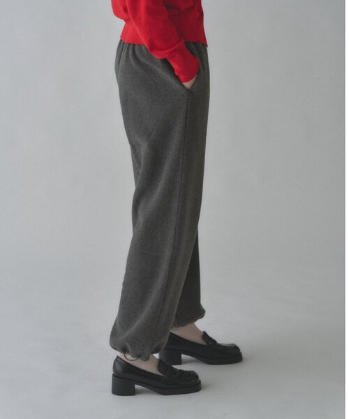 WHIMSIC(ウィムジック)の「【UNISEX】ループパイルフリースイージーパンツ(その他パンツ・メンズ・グレー/グレイッシュベージュ・FREE)」の4枚目の写真
