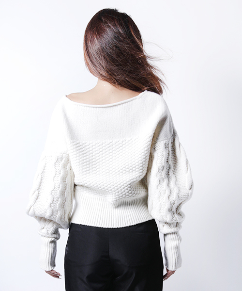 EIMY ISTOIRE（エイミーイストワール）の「volume sleeve knit top（ニット/セーター・レディース・ブラック/ホワイト/ベージュ・FREE）」の6枚目の写真
