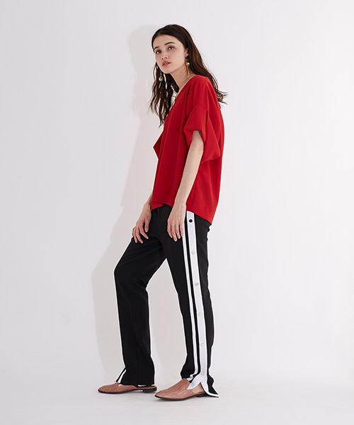 未使用　24ss 美品　ユナイテッドトウキョウ　ブラウス　コンシャススリーブ WEB限定】ハーフタイショートスリーブブラウス-ウォッシャブル