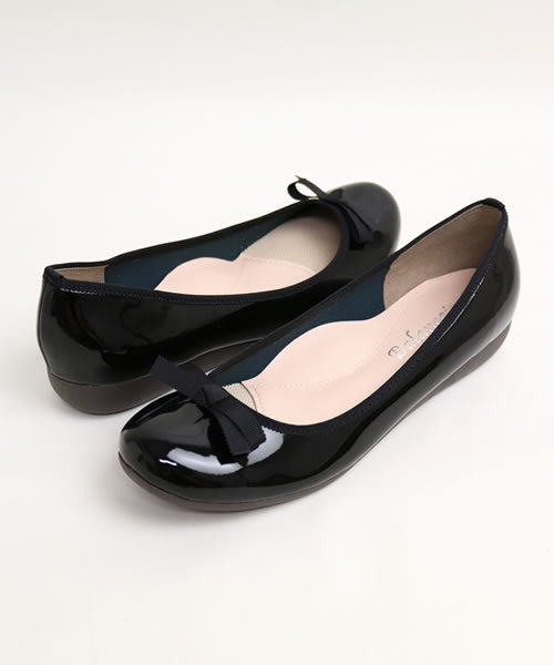 Balancoire(ブランコアール)の「【6時間防水】撥水レインストレッチエナメルリボンウエッジパンプス【MADE IN JAPAN】(パンプス・レディース・ブラック/ネイビー/ダークベージュ/ベージュ系その他/ライトグレー/ローズ/アイボリー/ピンク・L/LL/S/M)」の15枚目の写真