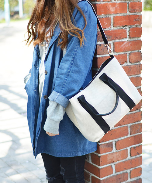 VitaFelice（ヴィータフェリーチェ）の「ショルダーバッグ 2wayキャンバストートバッグ 通勤通学バッグ（トートバッグ・レディース・ブラック/モカ・FREE）」の20枚目の写真